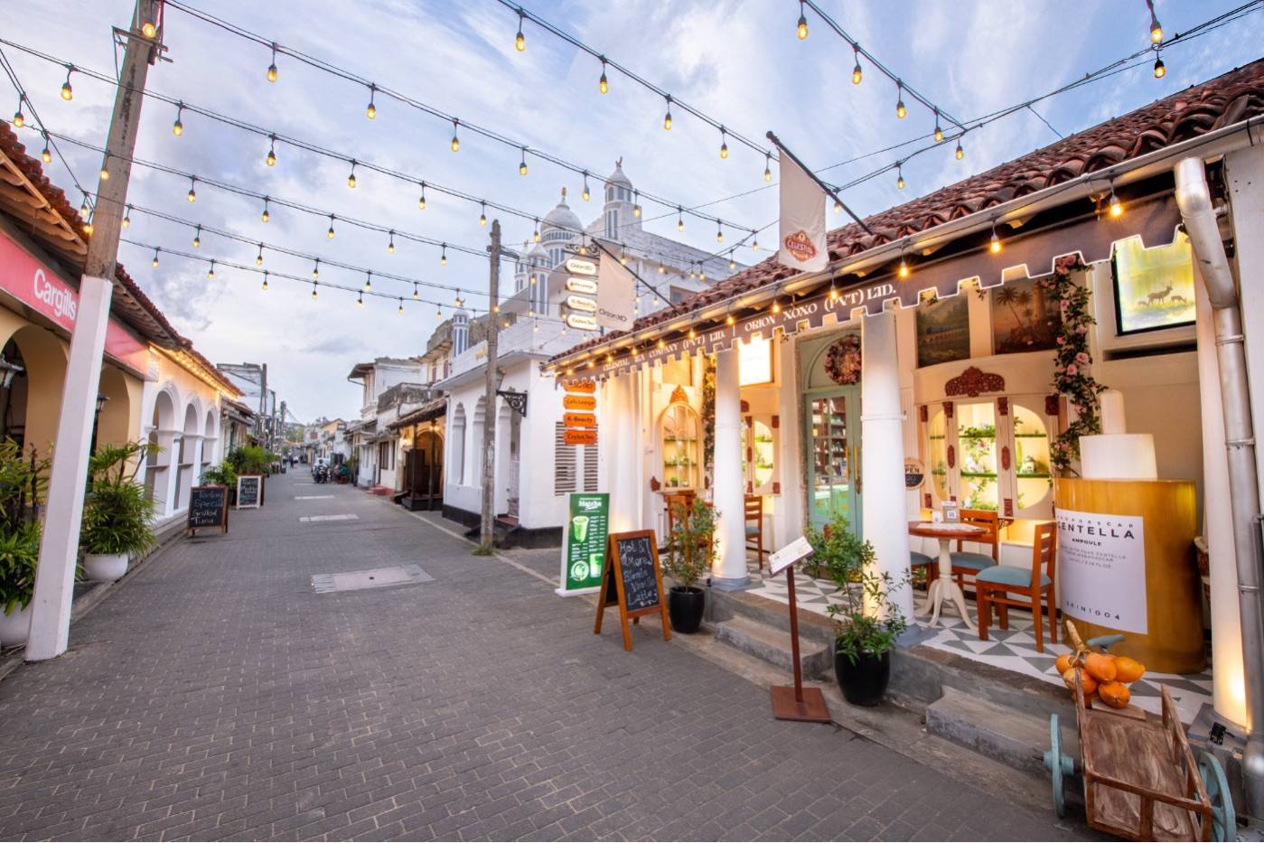 Boutique Shops and Cafes