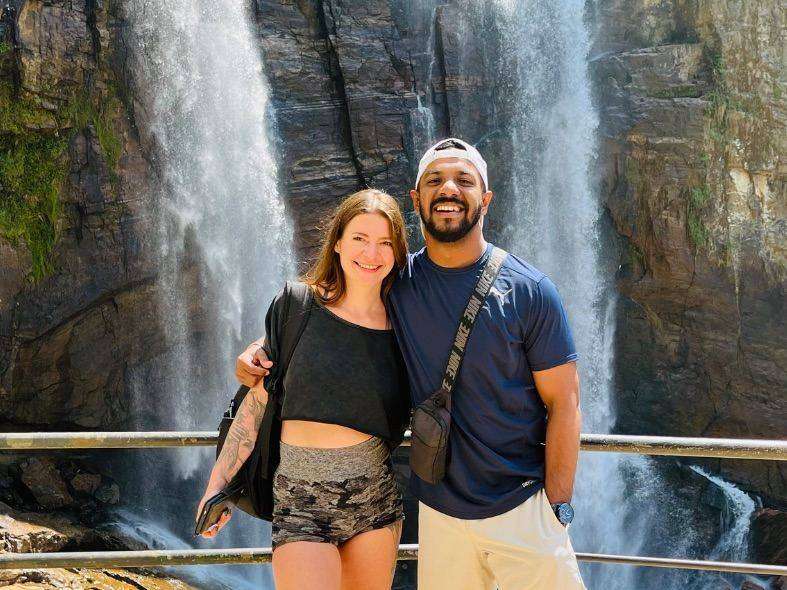 More Than a Tour — A Heartfelt Sri Lanka Journey 🇱🇰💫